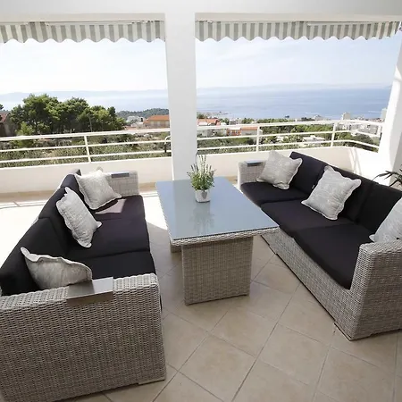 Glavina With Heated Pool *