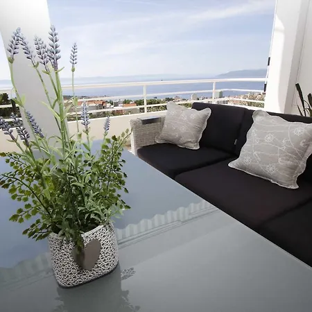 Glavina With Heated Pool Apartament *