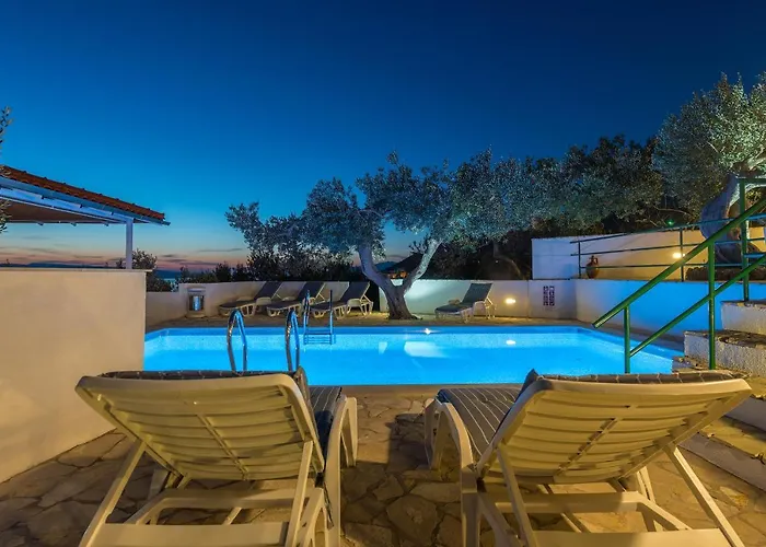 Glavina With Heated Pool Lejlighed *